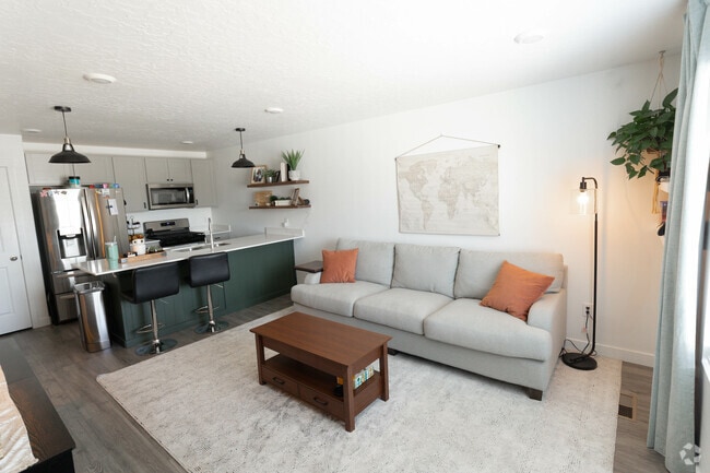 Building Photo - 913 E Flotsam Wy Rental