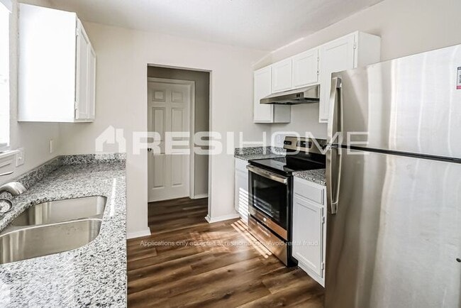 Photo - 3037 Pinecrest St