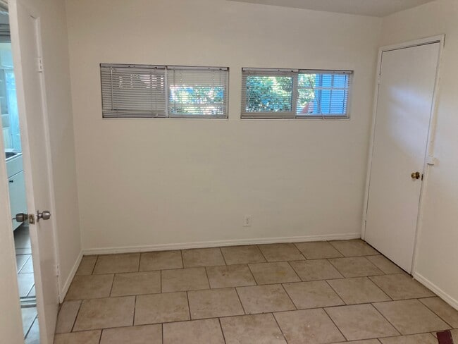 7061 Fillmore Dr