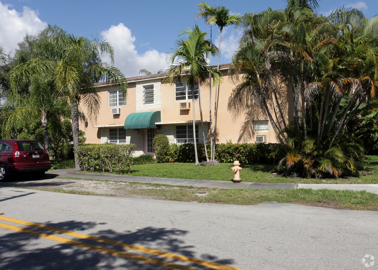 Primary Photo - 1440 S Le Jeune Rd Apartments