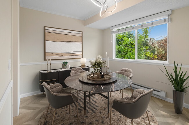 Dinning or Office area - 8632 164th Ave NE Unit 103