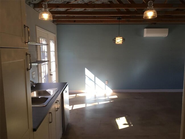 Photo - 701 Vargas Rd