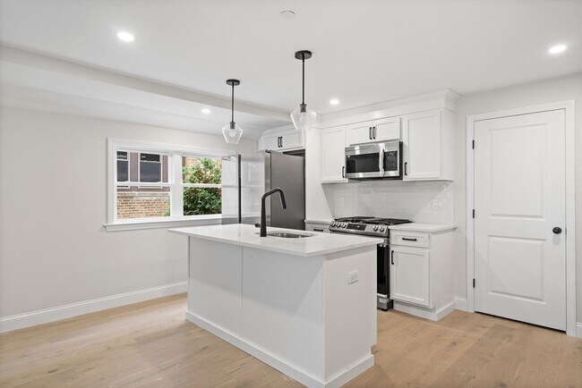 Building Photo - 59 Nottinghill Rd Unit 1 Rental