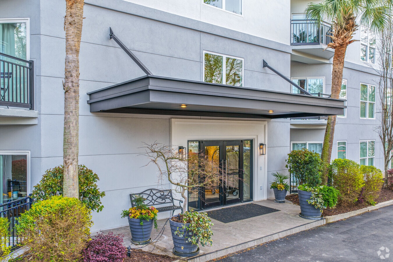 Building Entrance - Devine & Heidt