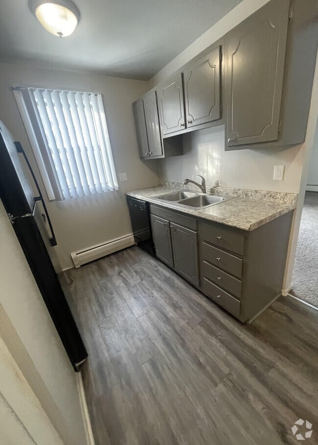 Building Photo - The Meadows on Michigan Avenue Rental