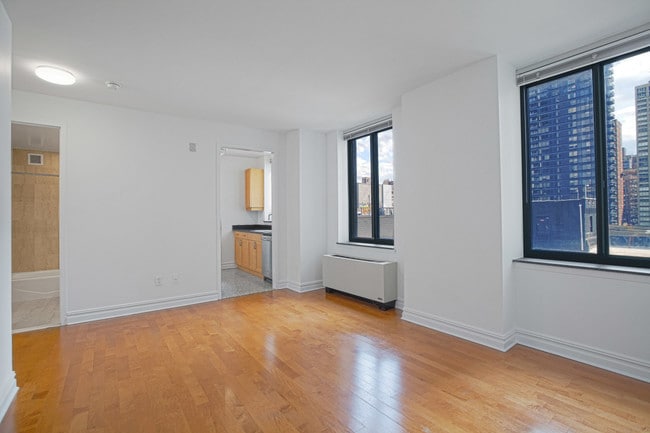 Photo - Bridge Tower Place