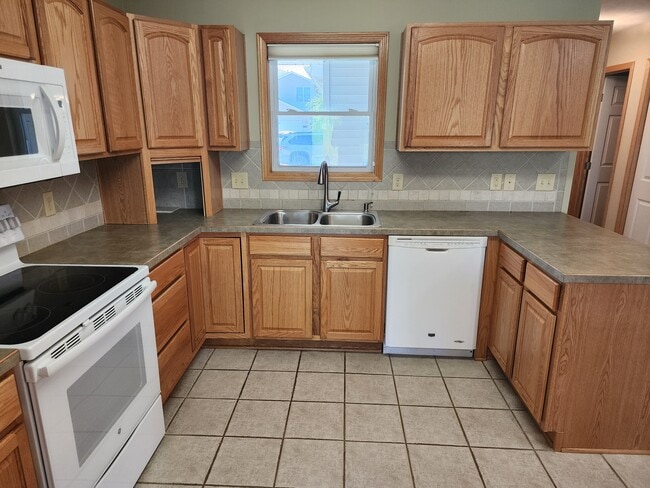 Photo - 3512 McLaughlin Dr