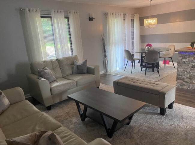 Building Photo - 6271 Architrave Dr SE Unit 6271