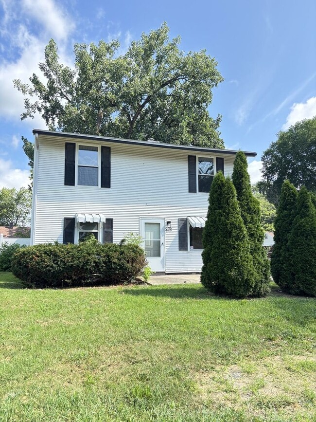 Building Photo - 228 Arcadia Dr