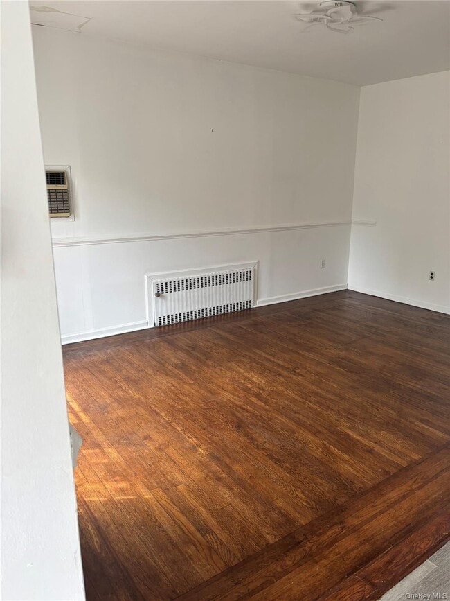 Photo - 888 Cambridge Rd