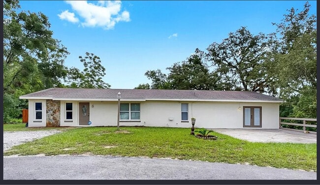 Building Photo - 9650 Starline Dr Rental