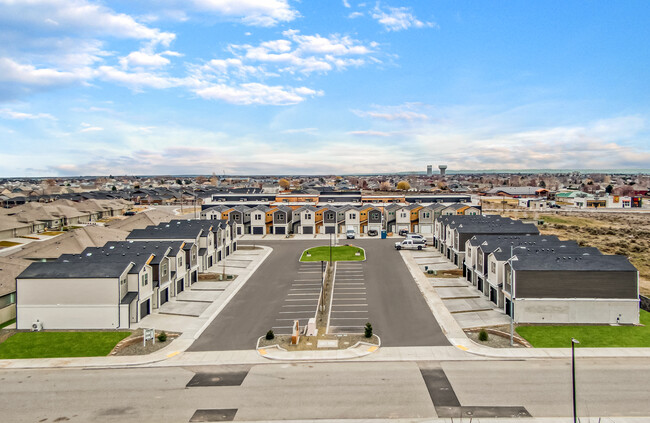 Photo - 5801 Rd 92 Townhome