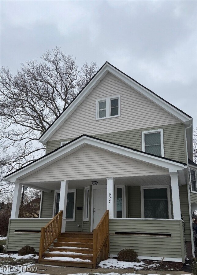 Photo - 10524 Lee Ave