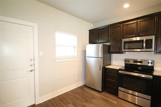Photo - 209 Stewart Bend Ct