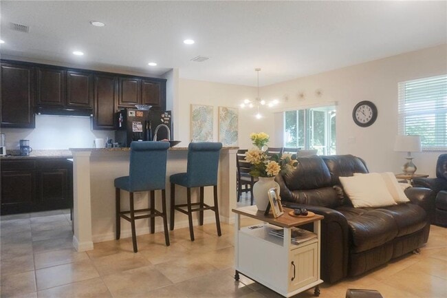 Photo - 1061 Suffragette Cir