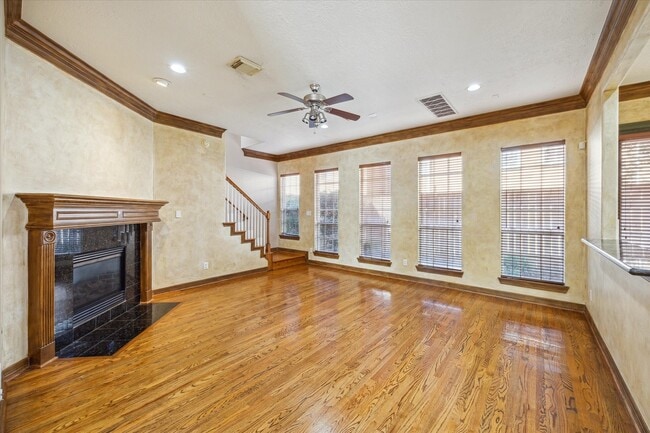 Photo - 2802 Briarhurst Park