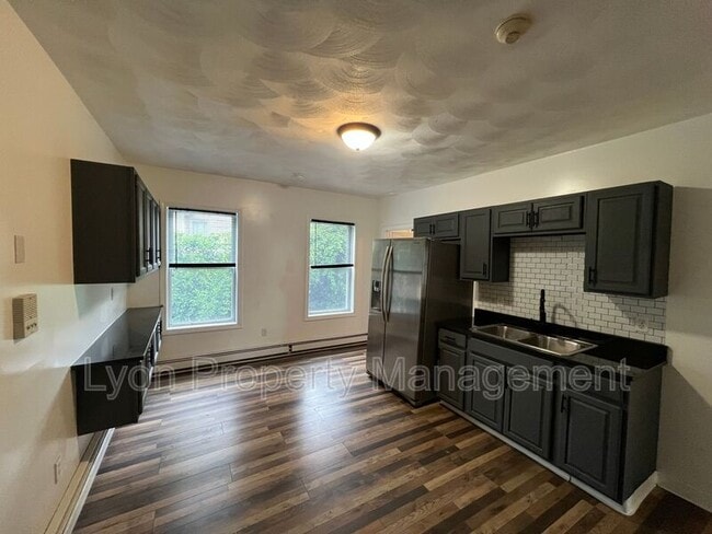 Photo - 156 Pleasant St Condo Unit 1
