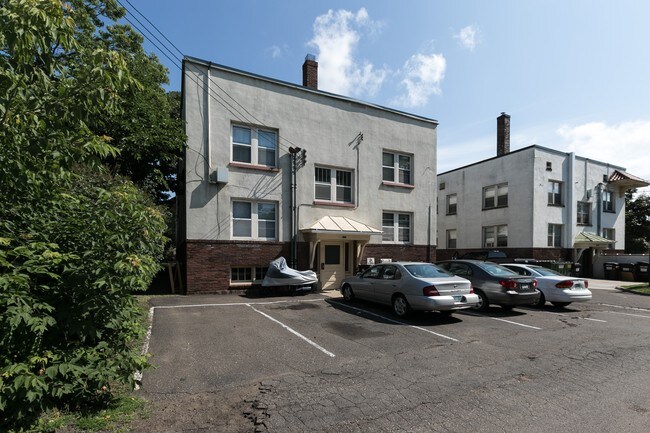 1168 Grand Ave