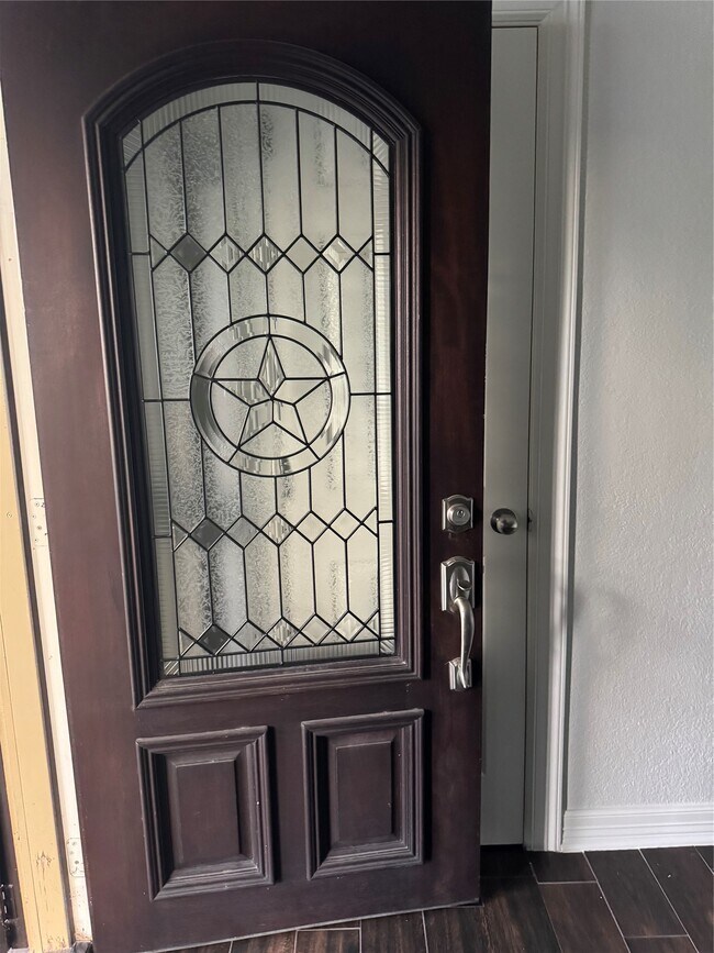 Photo - 534 Sulphur St