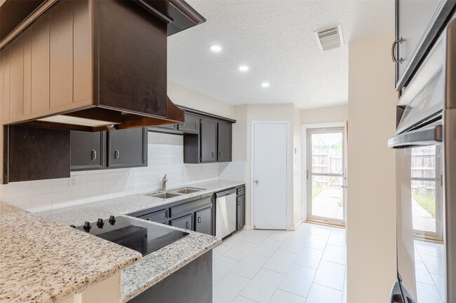 Photo - 11776 S Kirkwood Rd