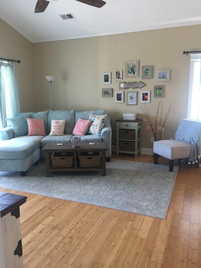 Photo - 3947 Gladiola Ct