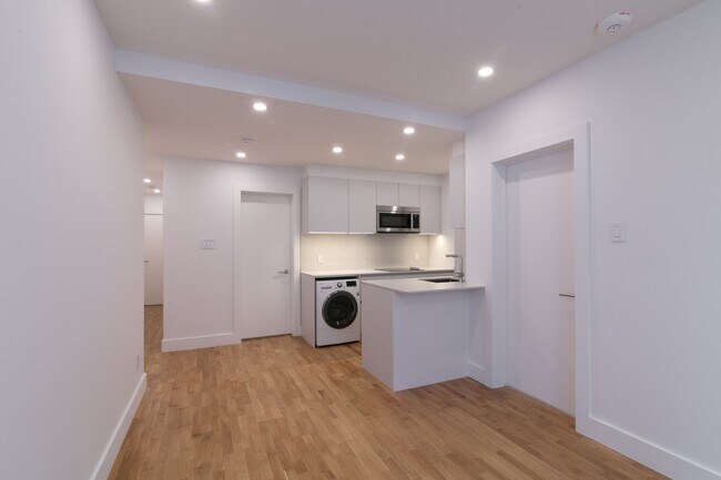 Photo - 3495 Av. Van Horne Unit 305