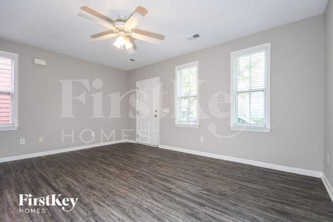 Photo - 405 Verbena Ave