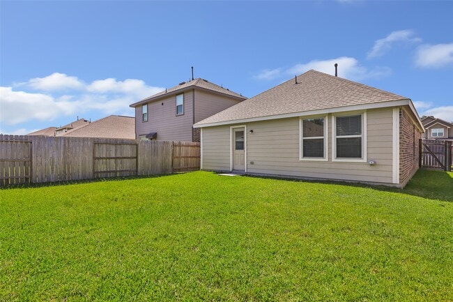 Photo - 6220 Arcadia Sound Ln