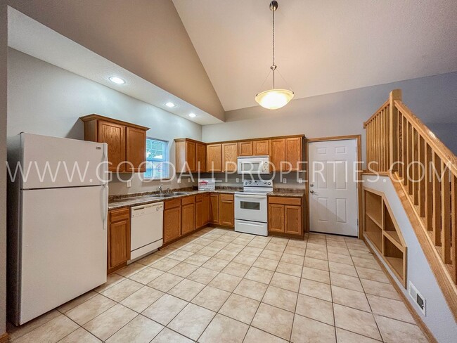 Photo - 4308 153rd Pl