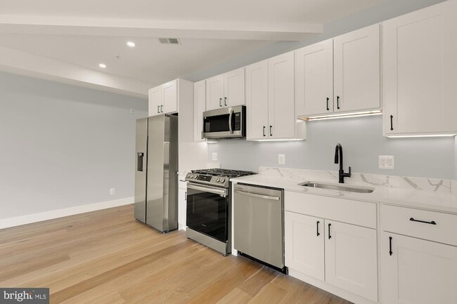 Photo - 3215 Mt Pleasant St NW Unit 302