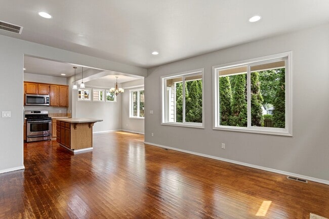13125 26th Ave SE