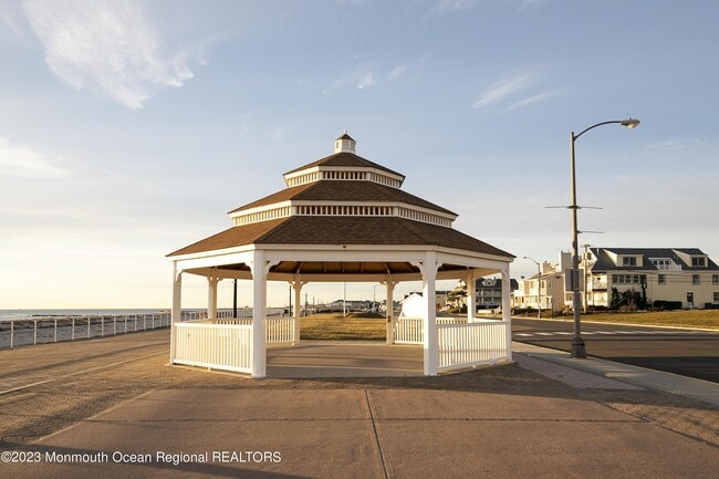 Photo - 1001 Central Ave Unit 6