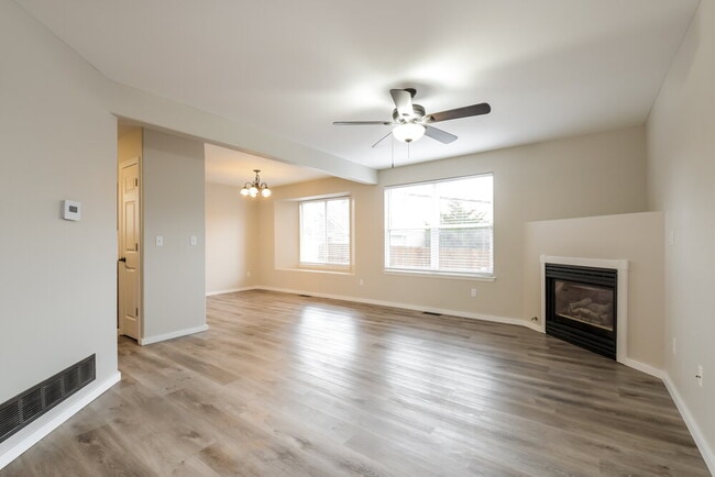 Photo - 10435 W 82nd Pl