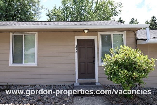 Building Photo - SE Arista Dr - 1 bedroom apartment in Oak Grove with storage Unit 15032