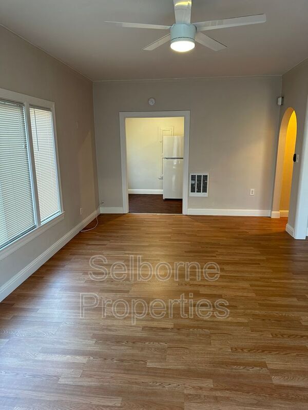 Photo - 1945 26th Ave