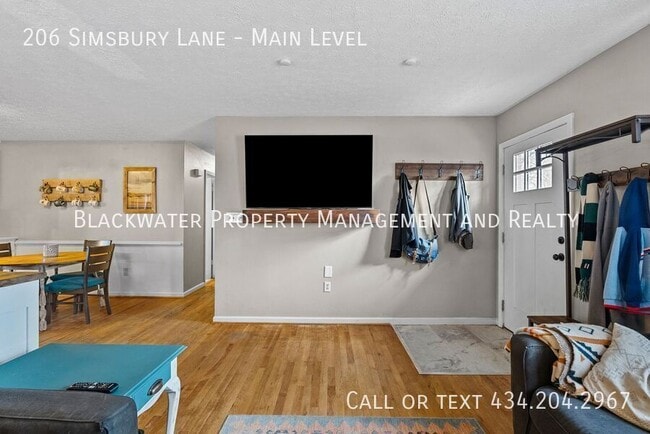 Photo - 206 Simsbury Ln Unit Main Level