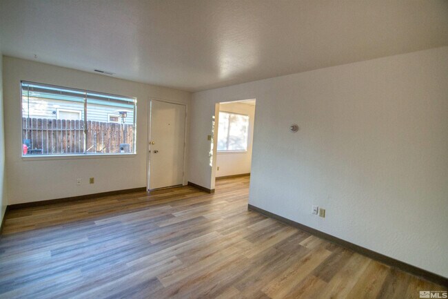 Photo - 1036 Bell St Unit 7