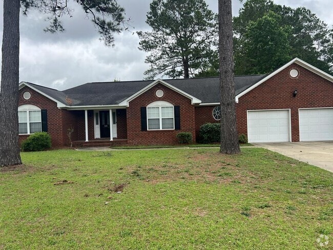 Building Photo - 325 Trailwood Dr Rental