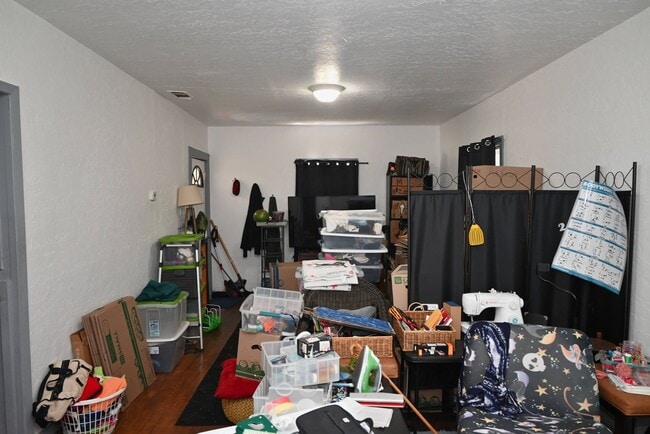 Photo - Charming 3 Bed 1 Bath in Hospital District