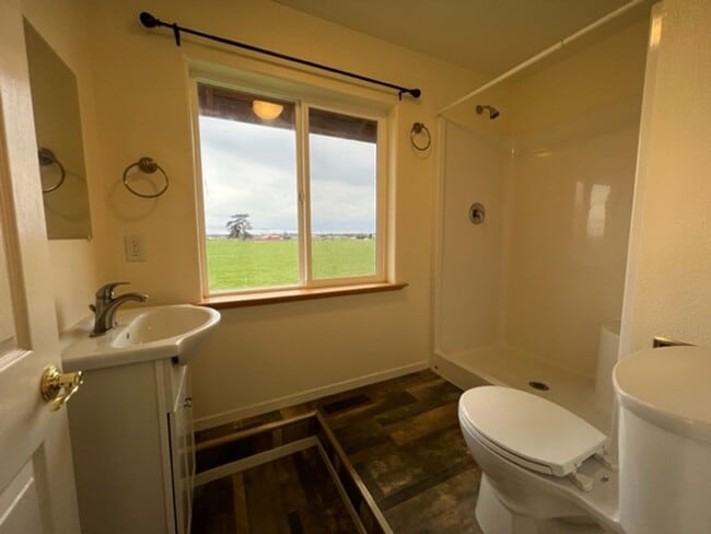 Photo - Marilann CT Unit 1620-B