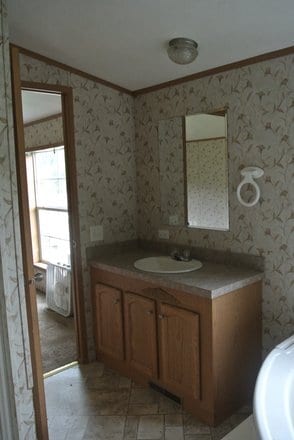 Photo - 222 Moses Ln