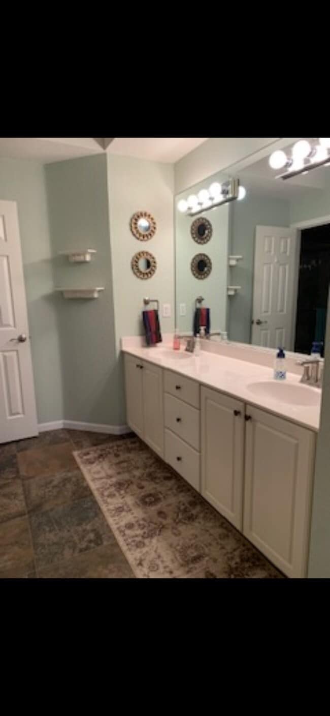 Photo - 37 Westshore Falls Ct Unit 37-3a