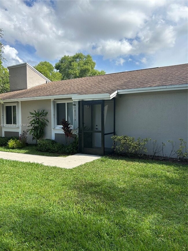 Photo - 578 Woodgate Cir