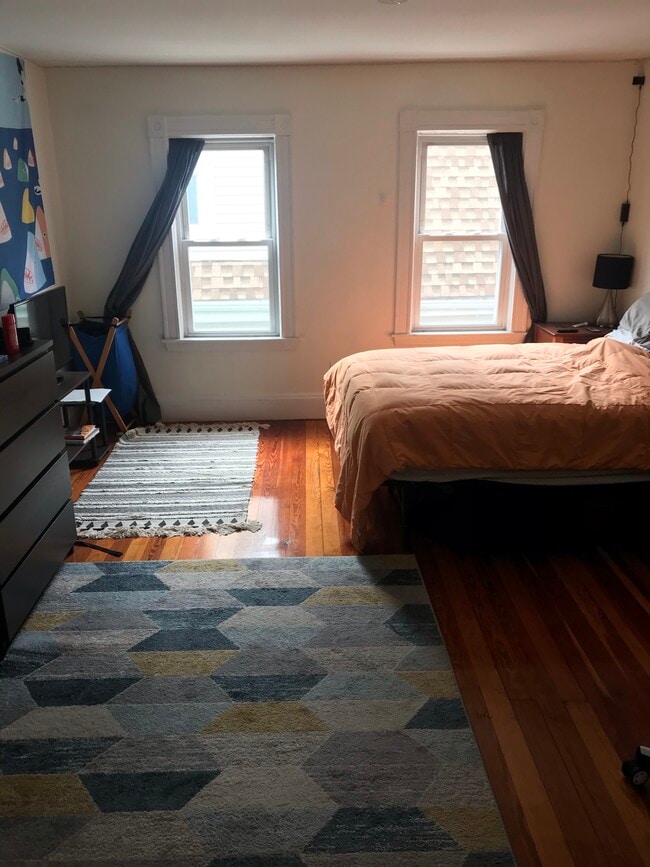 Photo - 21 Warner St