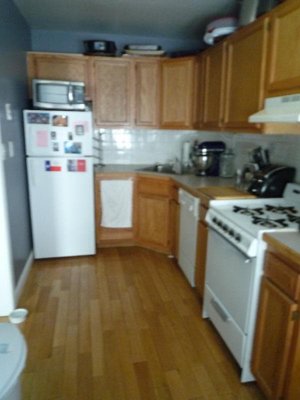 Building Photo - 212 Allston St