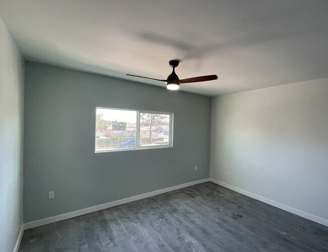 15301 Prairie Avenue