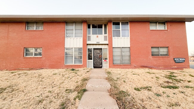 Photo - Kentwood Apartments Unit 1702 B