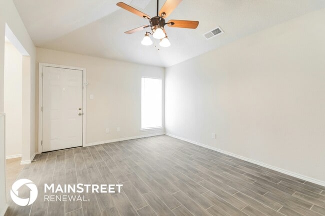 Photo - 200 Brook Cir