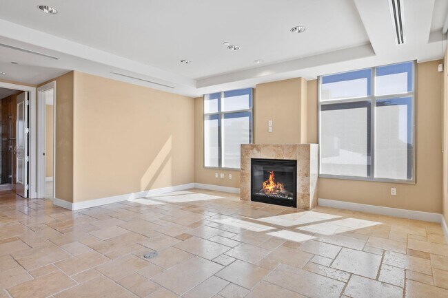 Photo - 2211 E Camelback Rd Unit 604