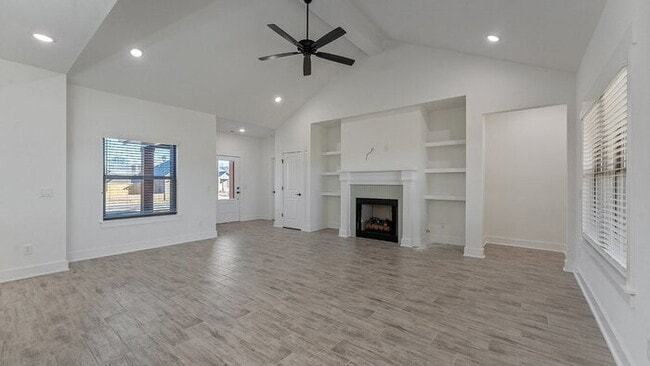 Photo - 147 N Banner Ave